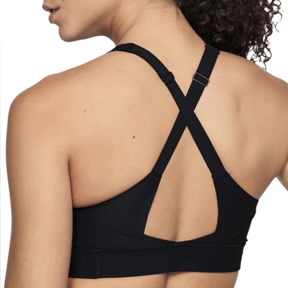 Under Armour | Vanish Mid Sports Bra in Black Size Medium - Picture 2 of 6